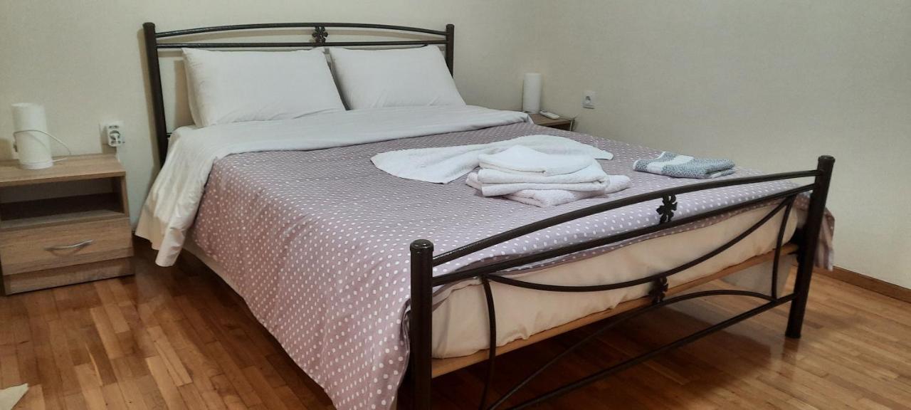 Livia'S Room To Ampelokipi Metro Airport Line Athena Bagian luar foto