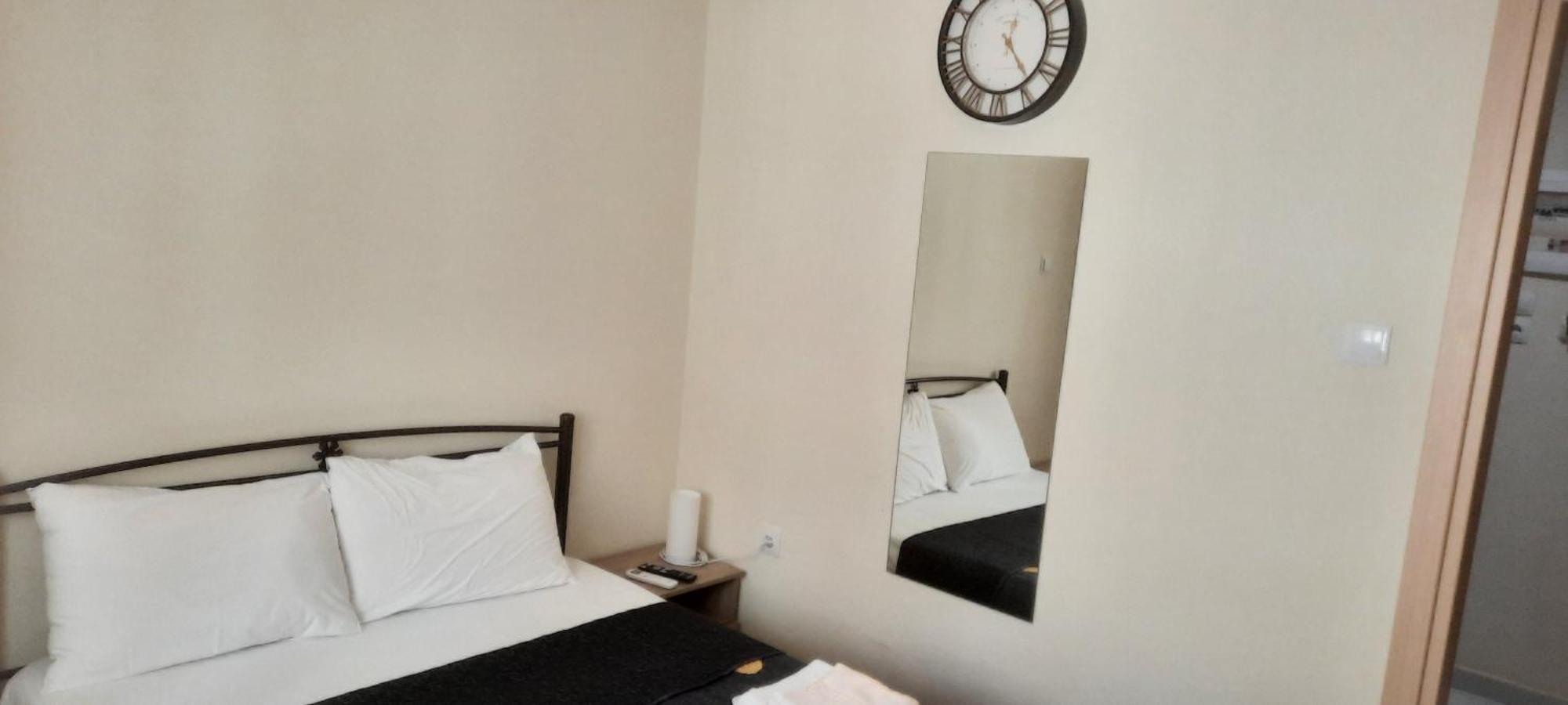 Livia'S Room To Ampelokipi Metro Airport Line Athena Bagian luar foto