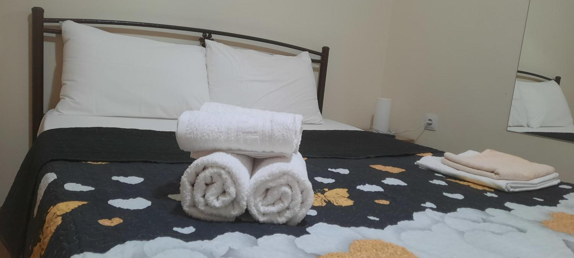 Livia'S Room To Ampelokipi Metro Airport Line Athena Bagian luar foto